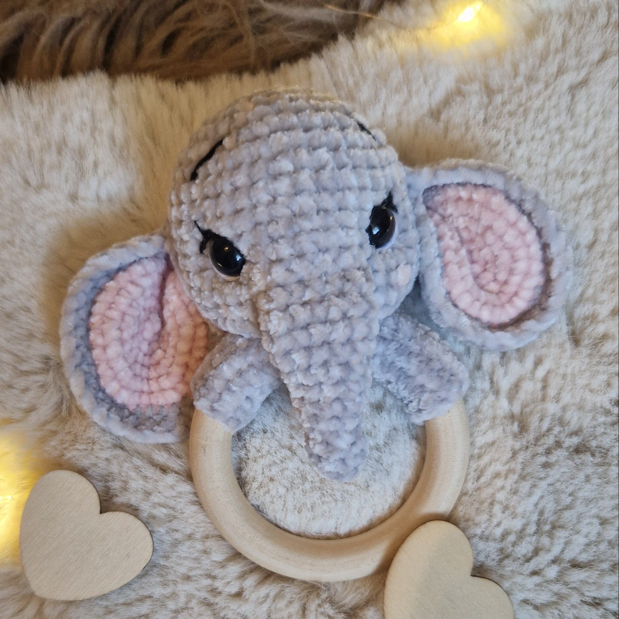 Babyrassel | gehäkelte Rassel | Elefant „Nino"