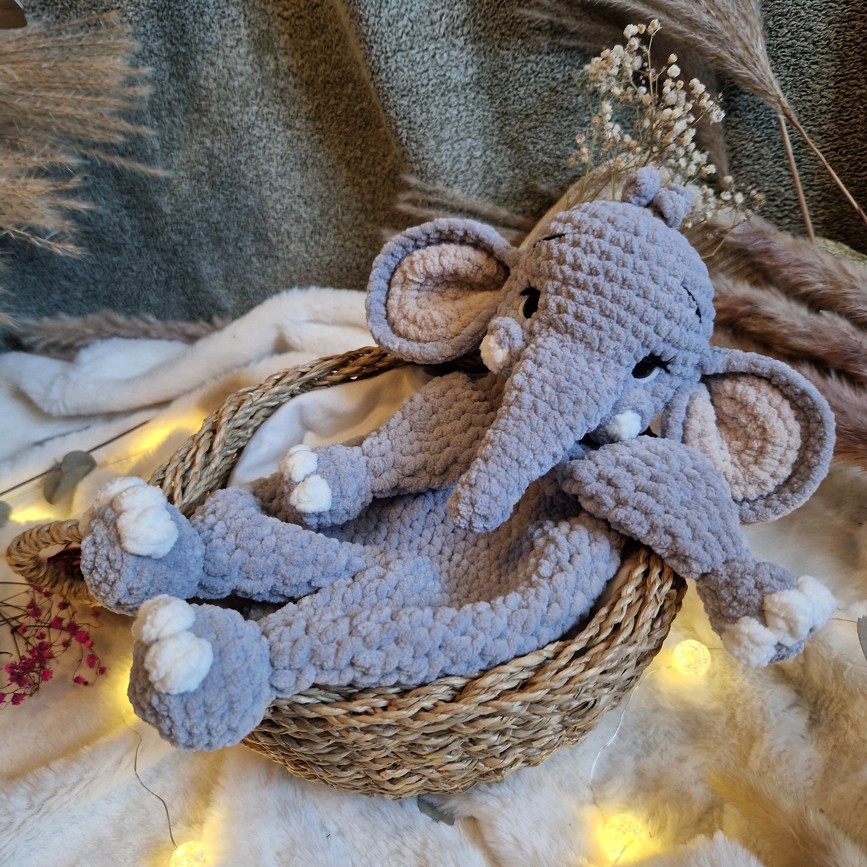 Gehäkeltes Schmusetier | Elefant „Nino"