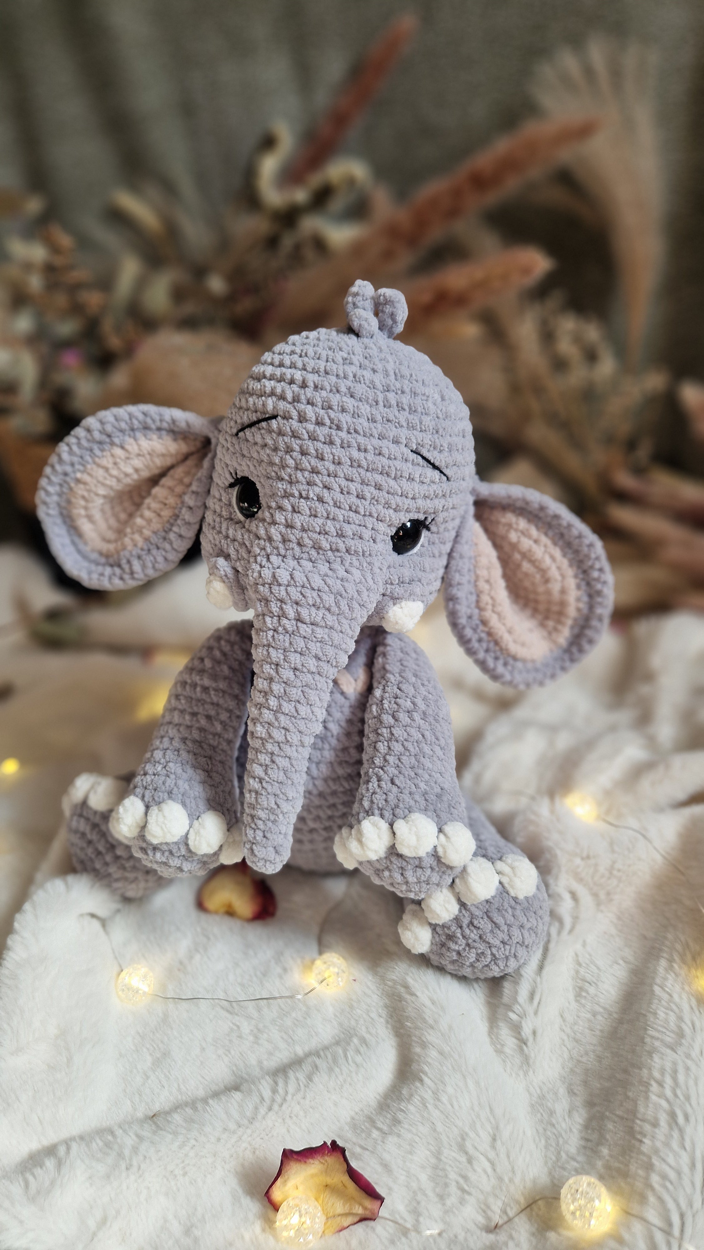 Häkelanleitung Elefant Nino | Crochet pattern elephant Nino