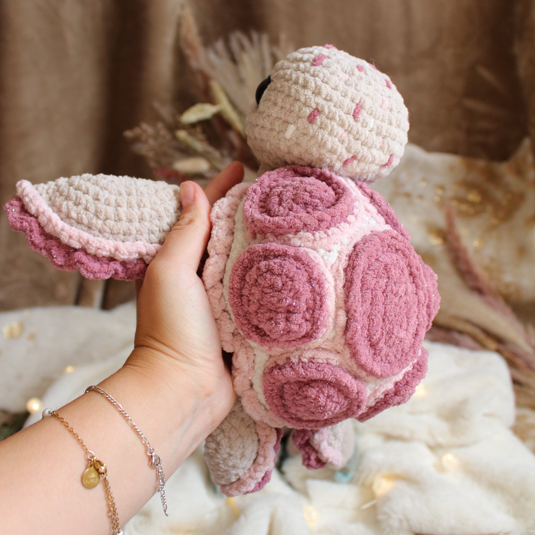 Gehäkeltes Kuscheltier Schildkröte „Kalea" | Spieluhr