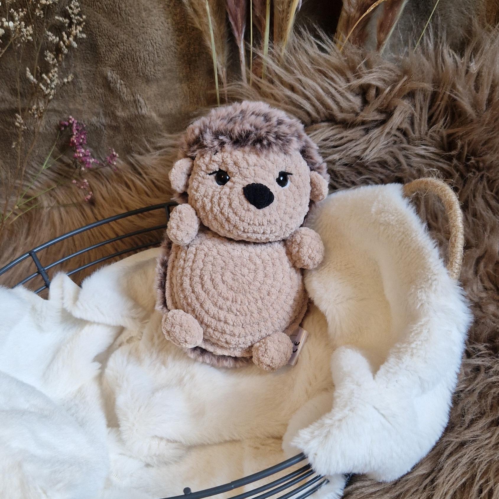 Gehäkeltes Kuscheltier Igel „Fluffy" | Spieluhr