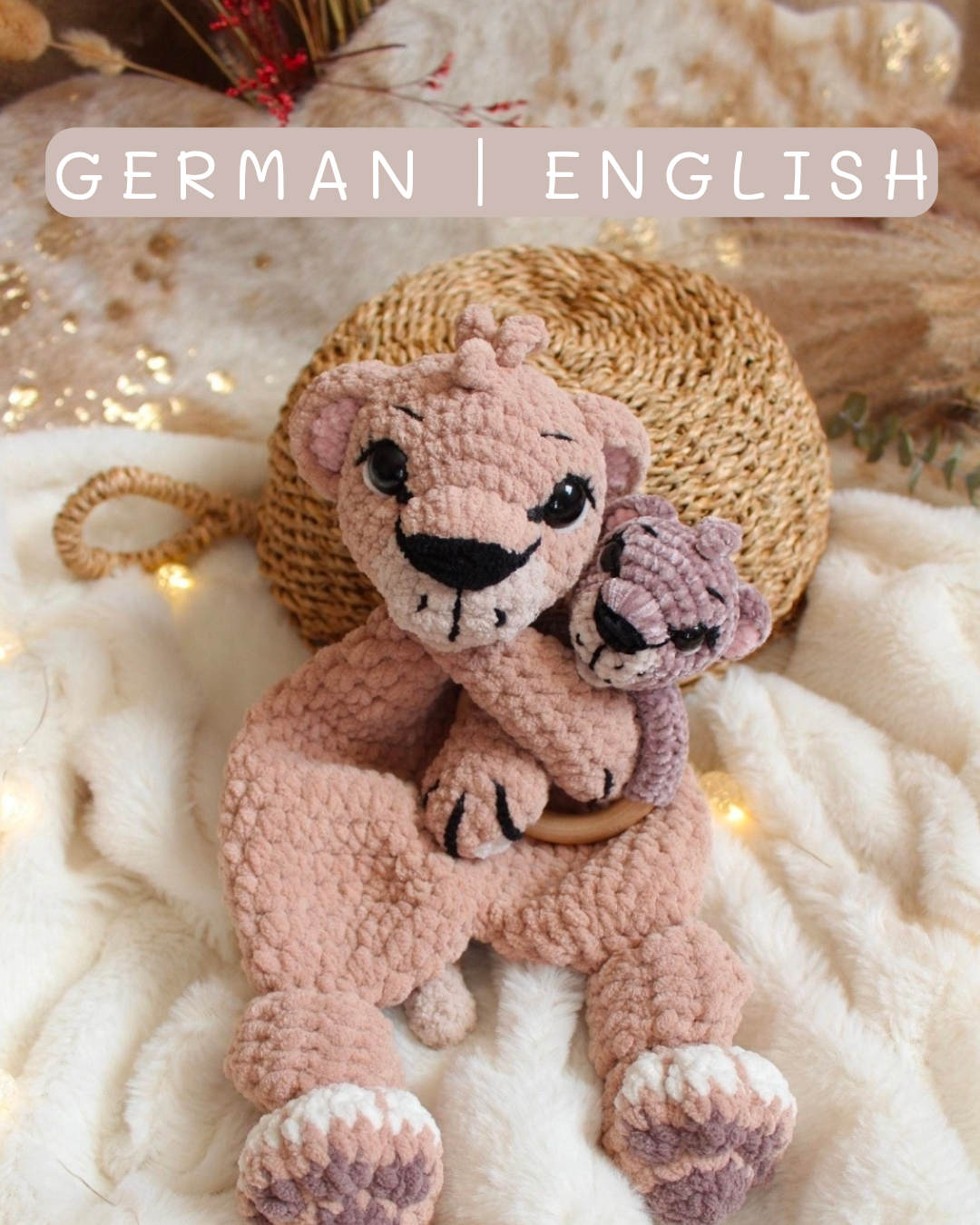 Häkelanleitung Löwe Koru Schmusetier & Rassel | Crochet pattern lion Koru cuddly toy & rattle